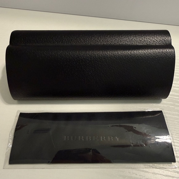 ๐ Burberry Black Leather Hard Case + Cleaning Cloth ๐ค Luxury Eyeglass Case - Picture 14 of 16